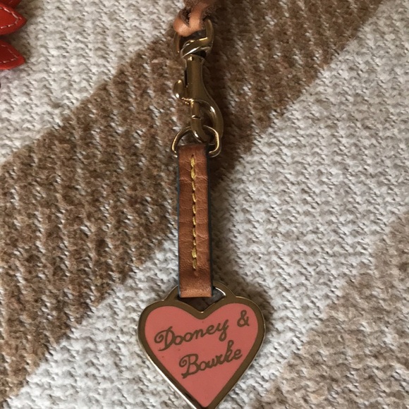 Total of 7 Varieties of Designer Bag Bling.VeraBradley, Dooney&Bourke, MK,juicy… - Picture 4 of 7